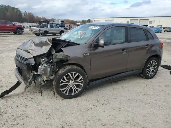 JA4AP3AU6HZ023013 2017 MITSUBISHI OUTLANDER - Image 1