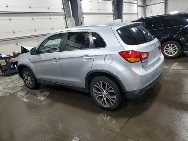 JA4AP3AU6HZ042659 2017 MITSUBISHI OUTLANDER - Image 2