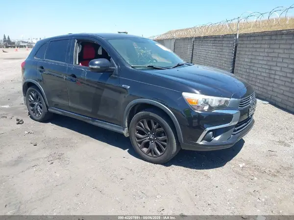 JA4AP3AU6HZ047392 2017 MITSUBISHI OUTLANDER - Image 1
