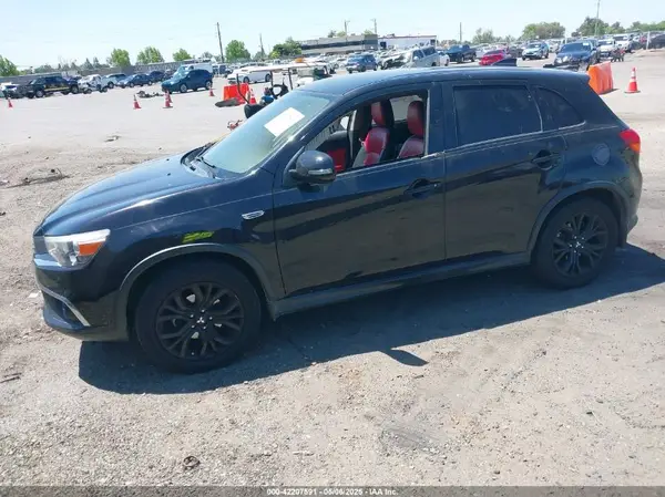 JA4AP3AU6HZ047392 2017 MITSUBISHI OUTLANDER - Image 2