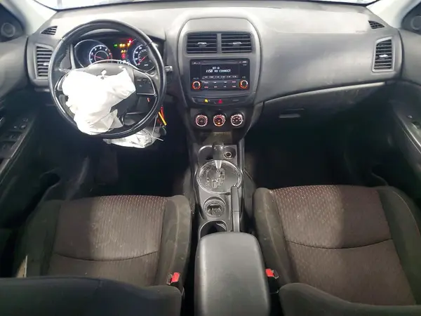 JA4AP3AU6HZ065097 2017 MITSUBISHI OUTLANDER - Image 8