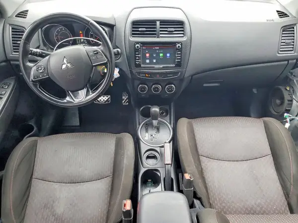 JA4AP3AU6HZ068789 2017 MITSUBISHI OUTLANDER - Image 8