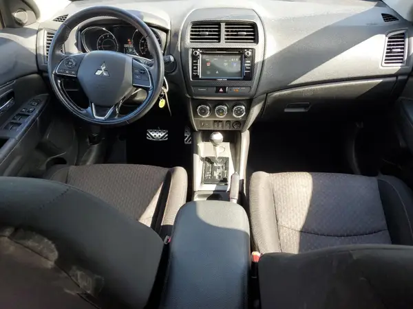 JA4AP3AU6JU005808 2018 MITSUBISHI OUTLANDER - Image 8