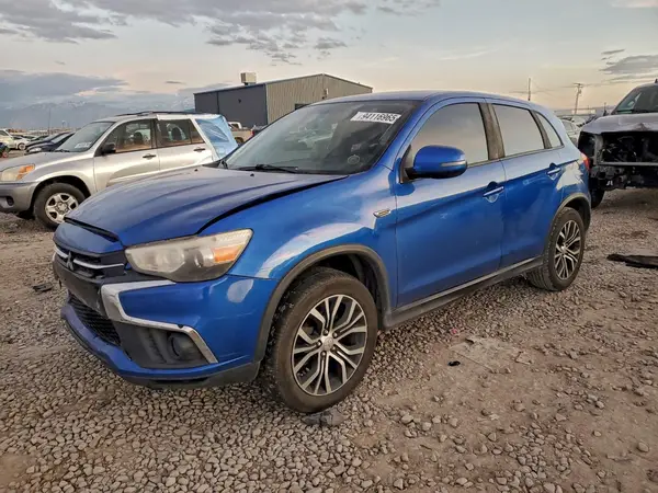 JA4AP3AU6JU008322 2018 MITSUBISHI OUTLANDER - Image 1