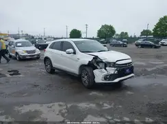 JA4AP3AU6JU011611 2018 MITSUBISHI OUTLANDER