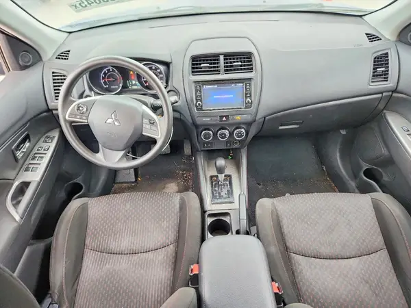 JA4AP3AU6JU021958 2018 MITSUBISHI OUTLANDER - Image 8
