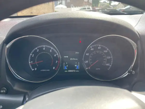 JA4AP3AU6JU02419 2018 MITSUBISHI OUTLANDER - Image 8