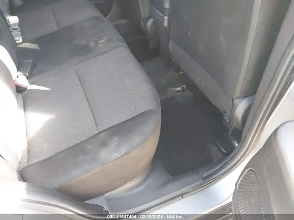 JA4AP3AU6JZ025365 2018 MITSUBISHI OUTLANDER - Image 8