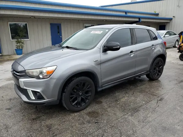 JA4AP3AU6JZ031828 2018 MITSUBISHI OUTLANDER - Image 1