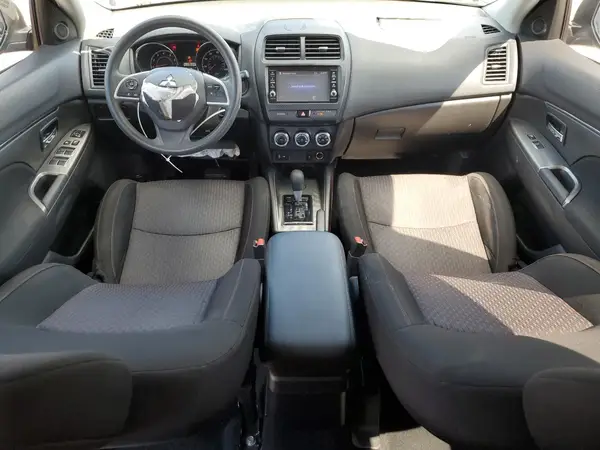 JA4AP3AU6KU005969 2019 MITSUBISHI OUTLANDER - Image 8
