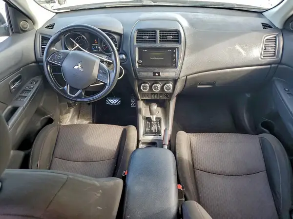 JA4AP3AU6KU006989 2019 MITSUBISHI OUTLANDER - Image 8
