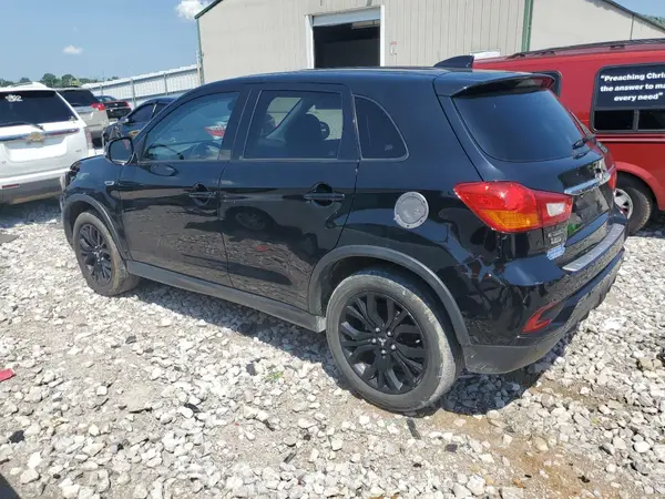 JA4AP3AU6KU008967 2019 MITSUBISHI OUTLANDER - Image 2