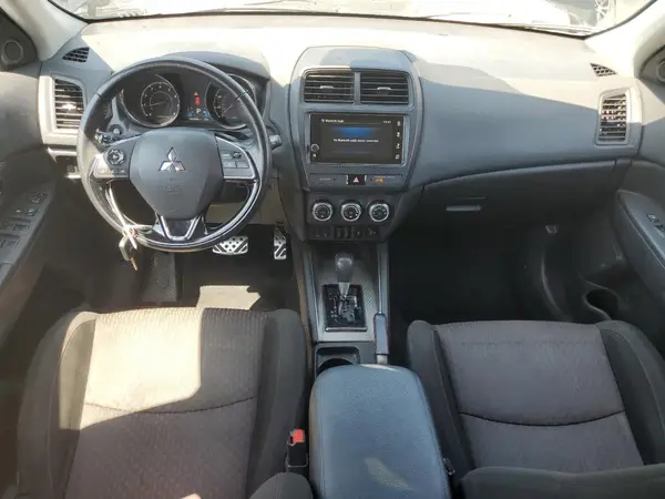 JA4AP3AU6KU008967 2019 MITSUBISHI OUTLANDER - Image 8