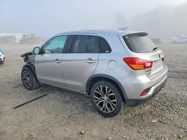 JA4AP3AU6KU011397 2019 MITSUBISHI OUTLANDER - Image 2