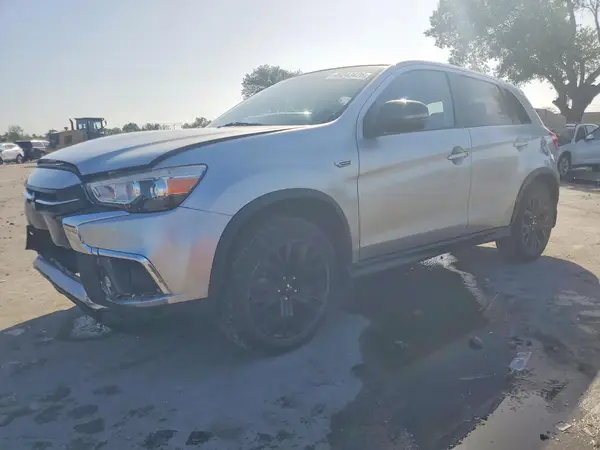 JA4AP3AU6KU011898 2019 MITSUBISHI OUTLANDER - Image 1