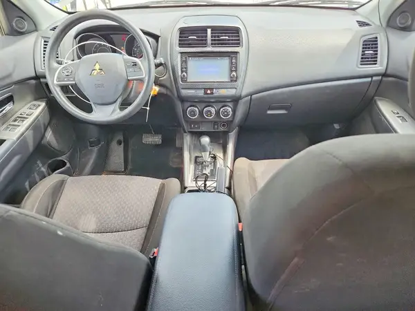 JA4AP3AU6KU012954 2019 MITSUBISHI OUTLANDER - Image 8