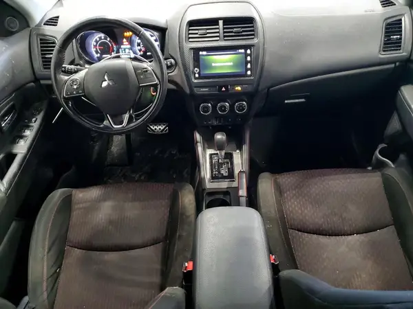 JA4AP3AU6KU015921 2019 MITSUBISHI OUTLANDER - Image 8