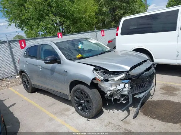 JA4AP3AU6KU016468 2019 MITSUBISHI OUTLANDER - Image 1