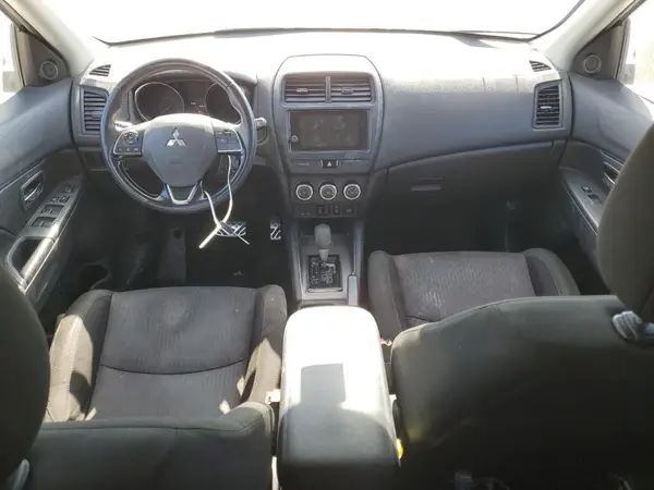 JA4AP3AU6KU023047 2019 MITSUBISHI OUTLANDER - Image 8