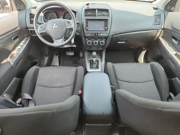 JA4AP3AU6KU023825 2019 MITSUBISHI OUTLANDER - Image 8