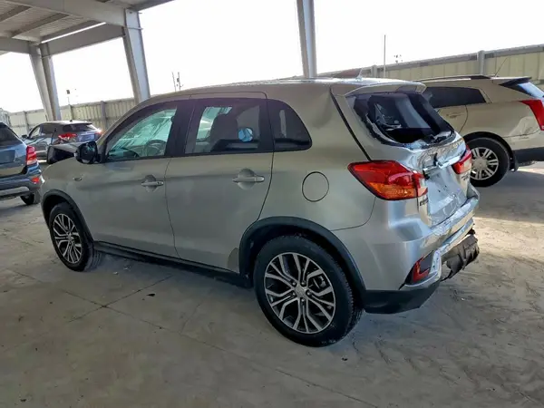 JA4AP3AU6KU024456 2019 MITSUBISHI OUTLANDER - Image 2