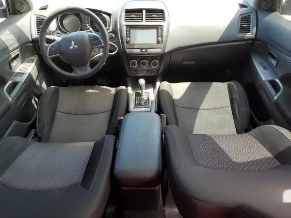 JA4AP3AU6KU024702 2019 MITSUBISHI OUTLANDER - Image 8