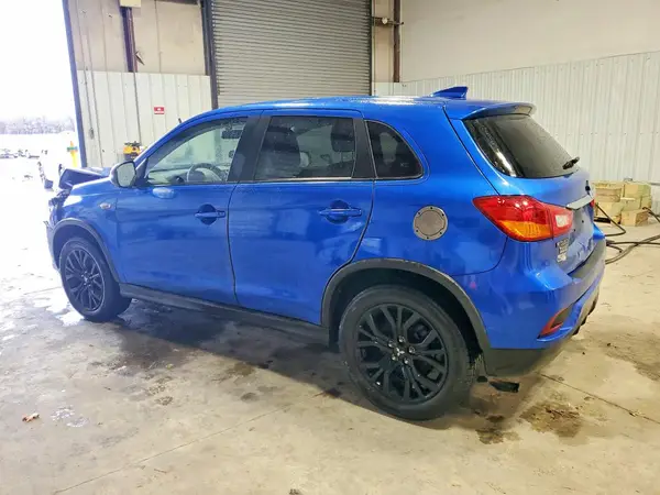 JA4AP3AU6KU032444 2019 MITSUBISHI OUTLANDER - Image 2