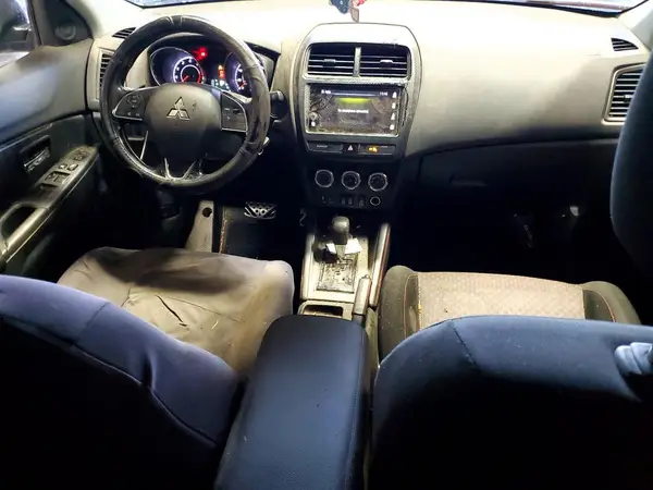 JA4AP3AU6KU032444 2019 MITSUBISHI OUTLANDER - Image 8