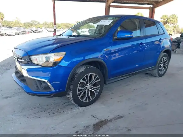 JA4AP3AU6KU032606 2019 MITSUBISHI OUTLANDER - Image 2