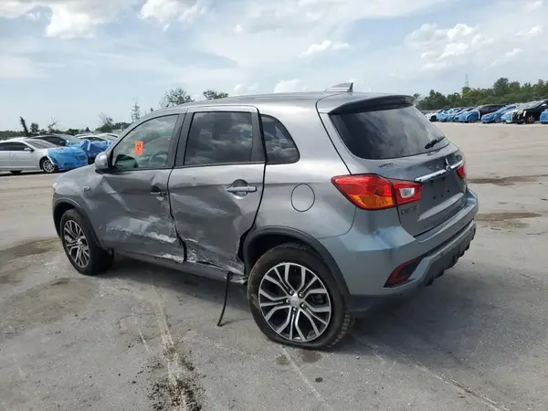 JA4AP3AU6KU035361 2019 MITSUBISHI OUTLANDER - Image 2