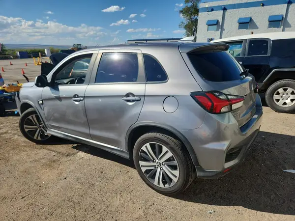 JA4AP3AU6LU003317 2020 MITSUBISHI OUTLANDER - Image 2