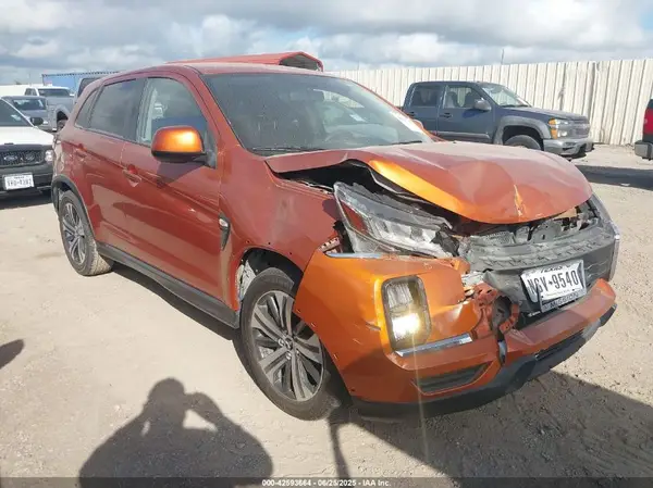 JA4AP3AU6LU005035 2020 MITSUBISHI OUTLANDER - Image 1