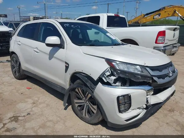JA4AP3AU6LU012728 2020 MITSUBISHI OUTLANDER - Image 1