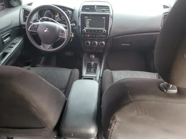 JA4AP3AU6LU013510 2020 MITSUBISHI OUTLANDER - Image 8