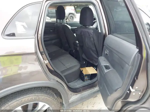 JA4AP3AU6LU015905 2020 MITSUBISHI OUTLANDER - Image 8