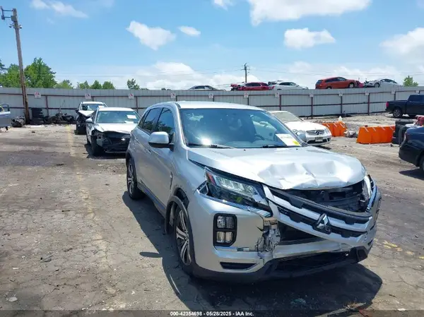 JA4AP3AU6LU017508 2020 MITSUBISHI OUTLANDER - Image 1