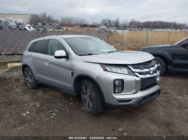 JA4AP3AU6LU017511 2020 MITSUBISHI OUTLANDER - Image 1