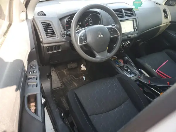 JA4AP3AU6LU017976 2020 MITSUBISHI OUTLANDER - Image 8