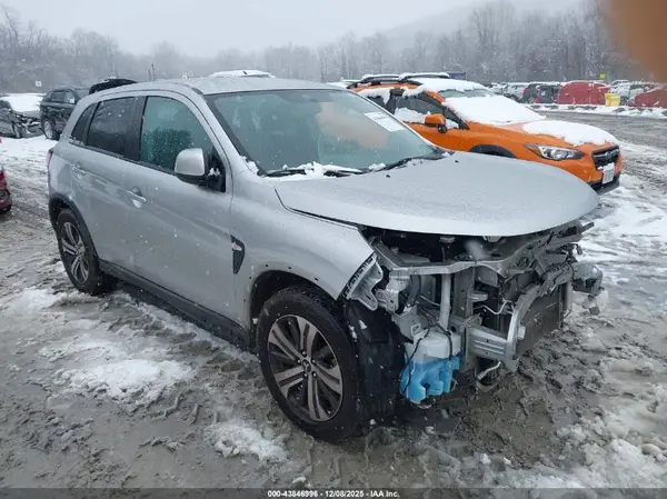 JA4AP3AU6LU021509 2020 MITSUBISHI OUTLANDER - Image 1