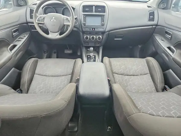 JA4AP3AU6LU021574 2020 MITSUBISHI OUTLANDER - Image 8