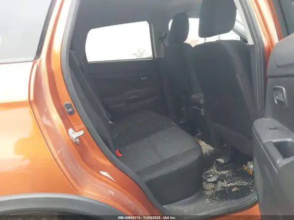 JA4AP3AU6LU028346 2020 MITSUBISHI OUTLANDER - Image 8