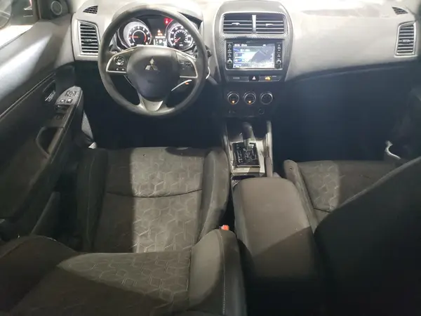 JA4AP3AU6LU029514 2020 MITSUBISHI OUTLANDER - Image 8