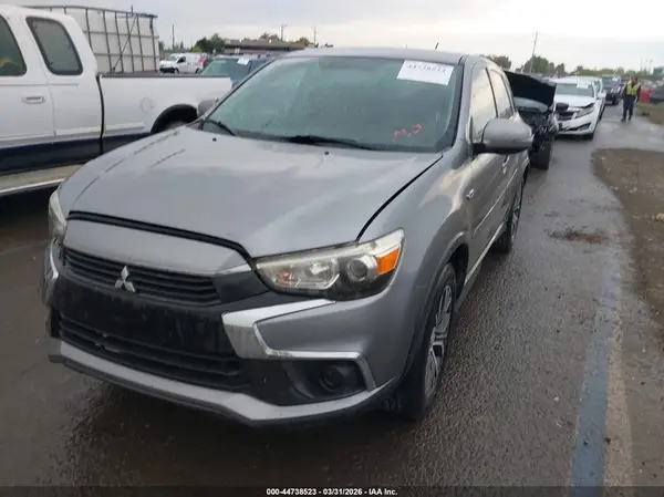 JA4AP3AU7GZ043737 2016 MITSUBISHI OUTLANDER - Image 2