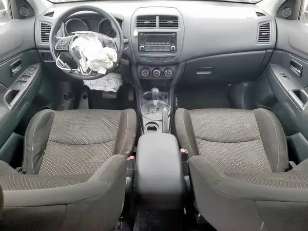 JA4AP3AU7GZ043897 2016 MITSUBISHI OUTLANDER - Image 8