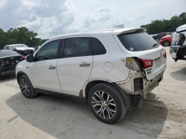 JA4AP3AU7HZ002767 2017 MITSUBISHI OUTLANDER - Image 2