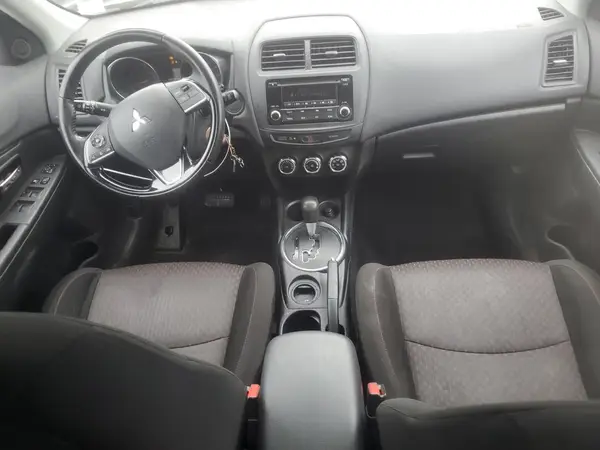 JA4AP3AU7HZ004289 2017 MITSUBISHI OUTLANDER - Image 8