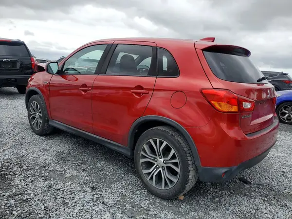 JA4AP3AU7HZ005846 2017 MITSUBISHI OUTLANDER - Image 2