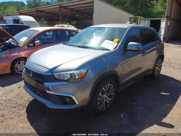JA4AP3AU7HZ006981 2017 MITSUBISHI OUTLANDER - Image 2