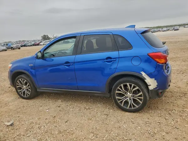 JA4AP3AU7HZ007550 2017 MITSUBISHI OUTLANDER - Image 2