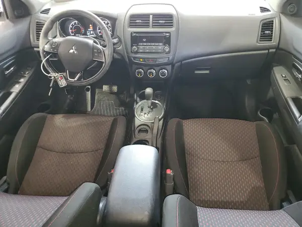 JA4AP3AU7HZ010383 2017 MITSUBISHI OUTLANDER - Image 8